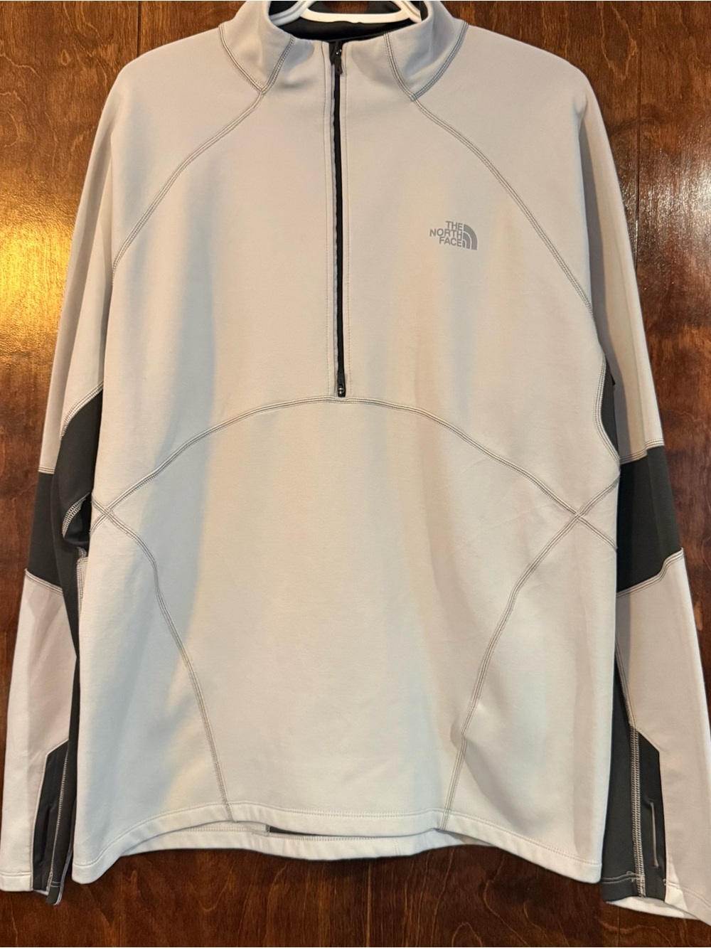 The North Face Men’s Large FlashDry Half Zip Pullover Jacket